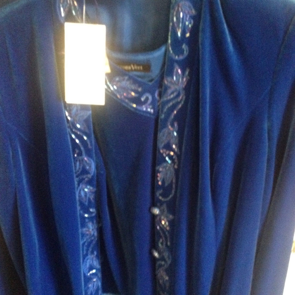 Jacket and Top - Picture 3 of 6